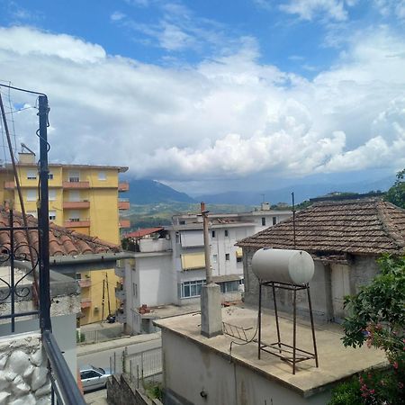 Aleko Guest House Gjirokastër المظهر الخارجي الصورة
